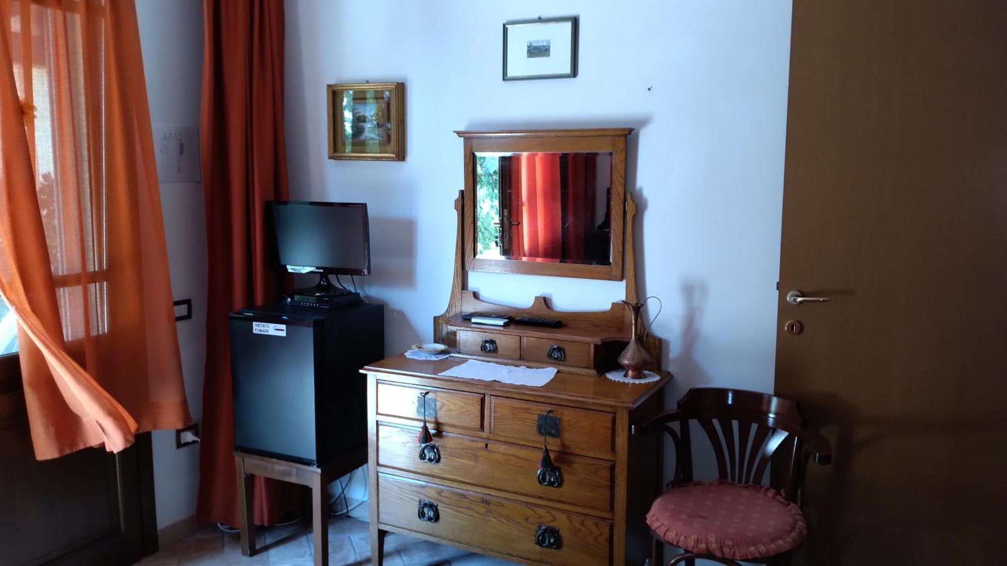 Podere Tre Cipressi Aparthotel Campiglia Marittima Exteriör bild