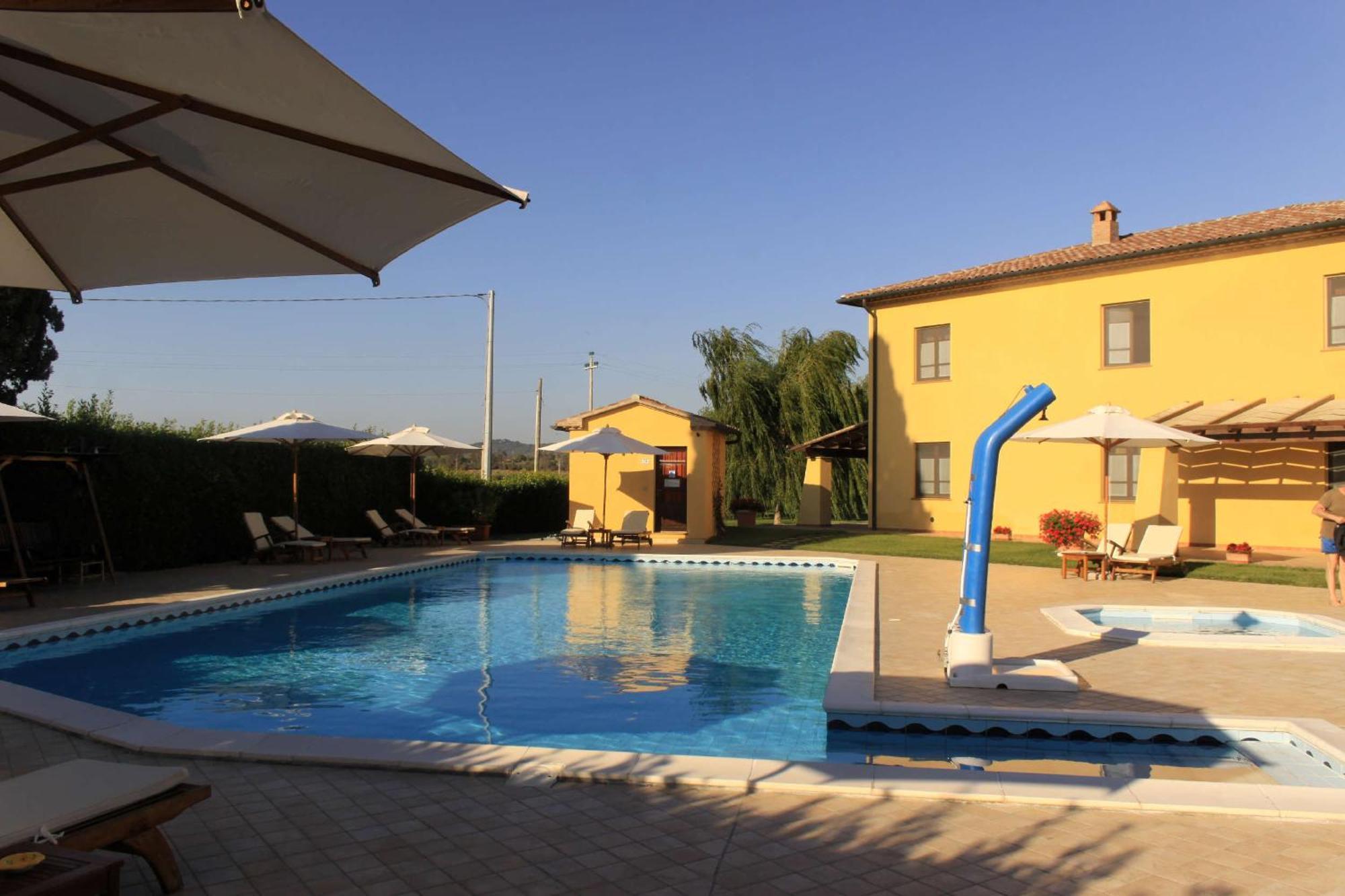 Podere Tre Cipressi Aparthotel Campiglia Marittima Exteriör bild