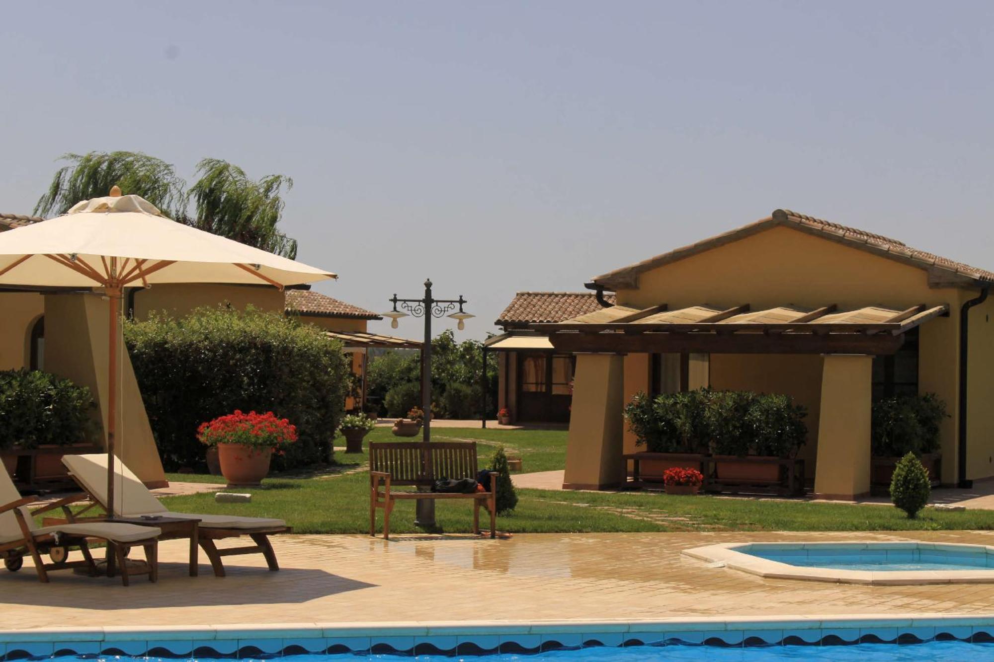 Podere Tre Cipressi Aparthotel Campiglia Marittima Exteriör bild