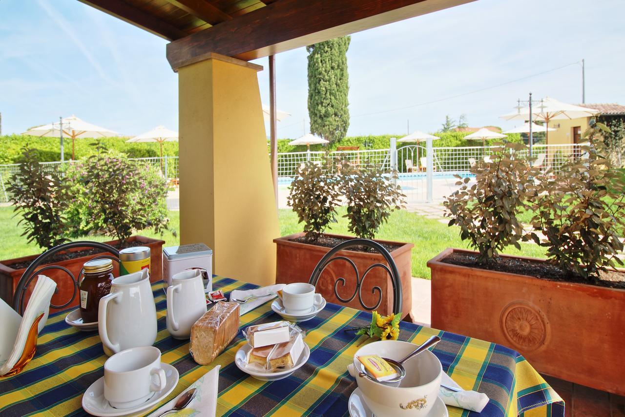 Podere Tre Cipressi Aparthotel Campiglia Marittima Exteriör bild